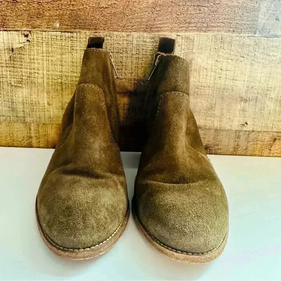 Madewell Brenner Suede Ankle Booties - Picture 4 of 7
